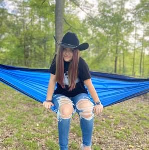 Meet your Posher, Violet